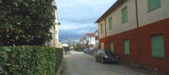 581m² Commercial property in Riva del Po, Italy No. 298778 4