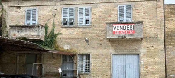 5-Zimmer Gebäude in Recanati, Italy, Nr. 220547 2