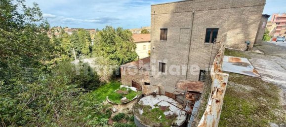 5-Zimmer Gebäude in Recanati, Italy, Nr. 220547 8