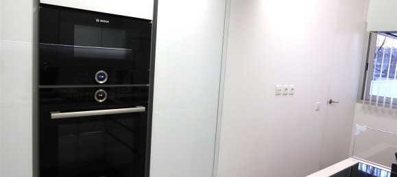 3 bedrooms Apartment in Porto, Portugal No. 109773 5