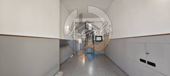 Квартира с 6 комнатами в Толентино, Италия № 297315 4