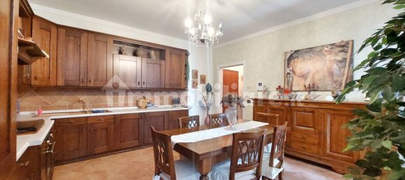 3 bedrooms Apartment in Guastalla, Italy No. 147072 2