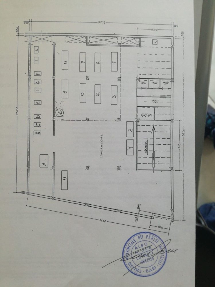 Lagerhaus in Barletta, Italy 550m², Nr. 254200