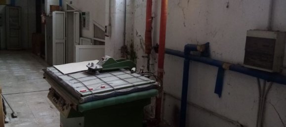 Lagerhaus in Barletta, Italy 550m², Nr. 254200 7