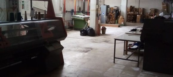 Lagerhaus in Barletta, Italy 550m², Nr. 254200 5