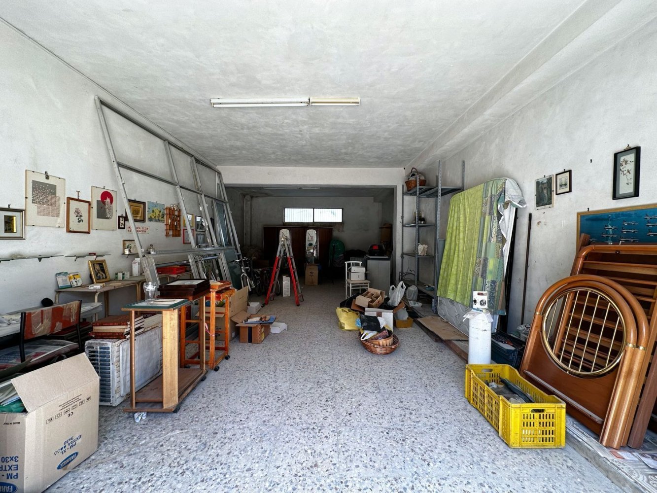 52m² Garage in Syracuse, Italy No. 246820