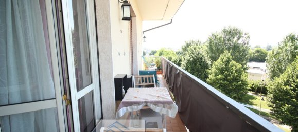 3-salle Appartement à Alba, Italy No. 308074 53