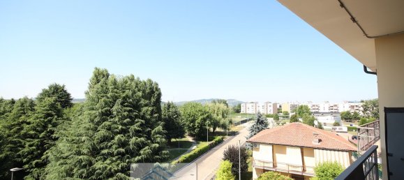 3-salle Appartement à Alba, Italy No. 308074 55