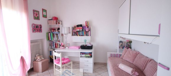 3-salle Appartement à Alba, Italy No. 308074 43