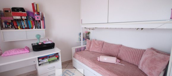 3-salle Appartement à Alba, Italy No. 308074 17