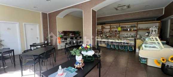 1غرفة عقار تجاري في Pesaro, Italy رقم 173452 8