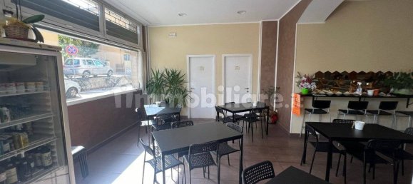 1غرفة عقار تجاري في Pesaro, Italy رقم 173452 9