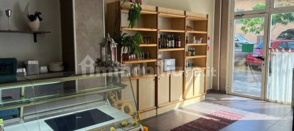 1غرفة عقار تجاري في Pesaro, Italy رقم 173452 4