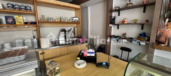 1غرفة عقار تجاري في Pesaro, Italy رقم 173452 11