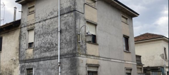 3 bedrooms House in Desana, Italy No. 379853 20