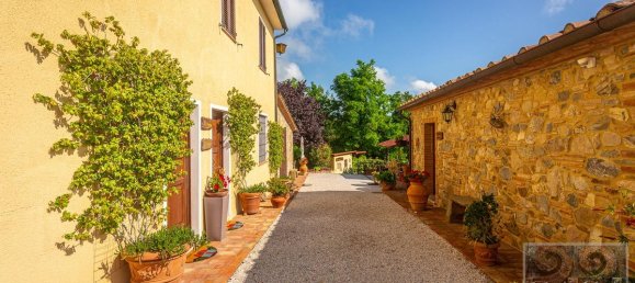 Casa T8 em Chianni, Italy N.º 368 5