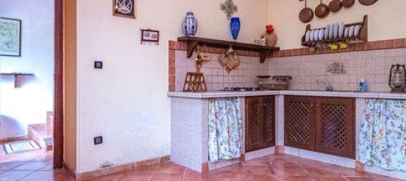 2 Schlafzimmer Villa in Pratella, Italy, Nr. 65718 3