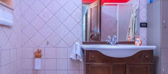 2 Schlafzimmer Villa in Pratella, Italy, Nr. 65718 4