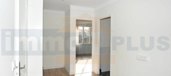 3 Schlafzimmer Haus in Trappes, France, Nr. 139647 15