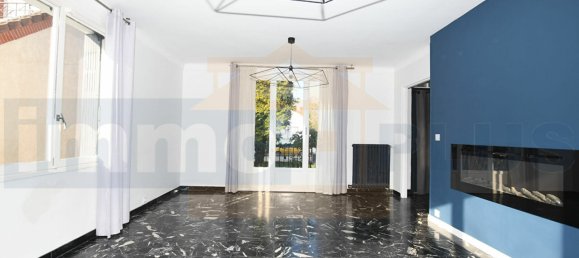 3 Schlafzimmer Haus in Trappes, France, Nr. 139647 4