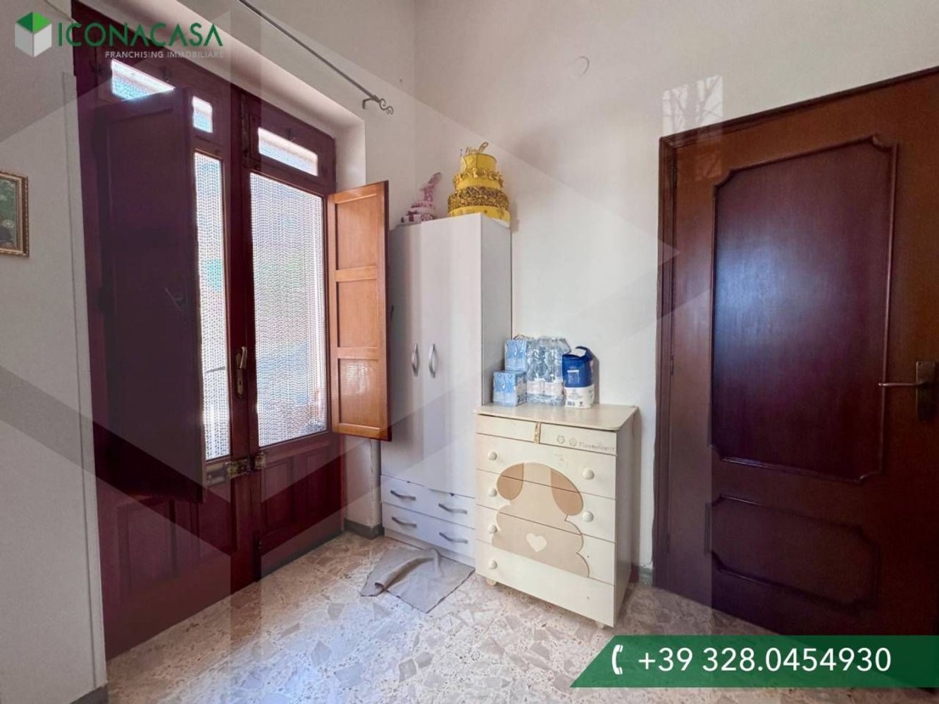 Casa de 3 habitaciónes en Ceglie Messapica, Italy No. 23196