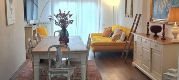 4 Schlafzimmer Wohnung in Carrara, Italy, Nr. 334301 5