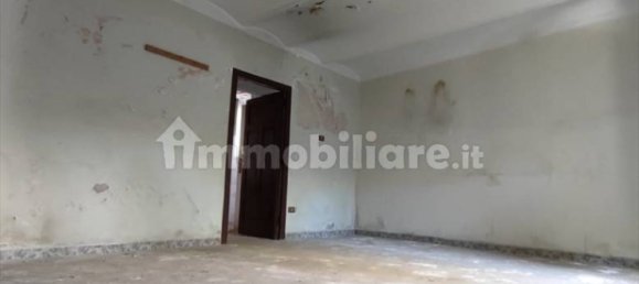 2 bedrooms House in Taurianova, Italy No. 300419 14