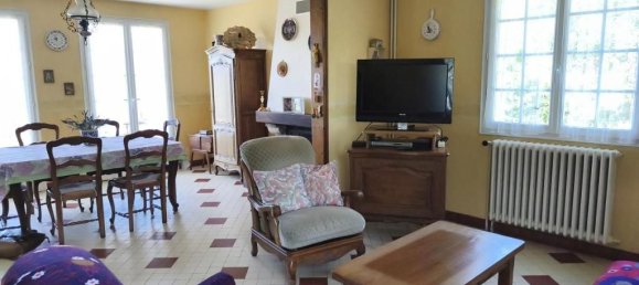 3 bedrooms Villa in Orne, France No. 353734 2