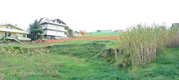 Земельный участок 3302м² в Монтесильвано, Италия № 73119 10