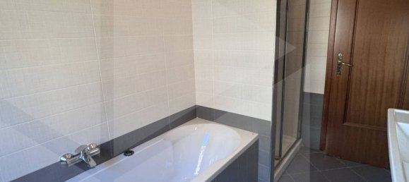 3 Schlafzimmer Wohnung in Avezzano, Italy, Nr. 25322 13