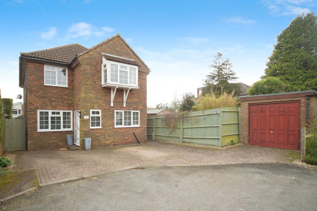 4 bedrooms House in Potters Bar, United Kingdom No. 11682