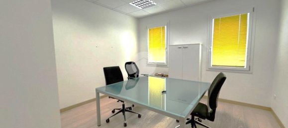 Villa de 3 habitaciónes en Vigonovo, Italy No. 8600 38