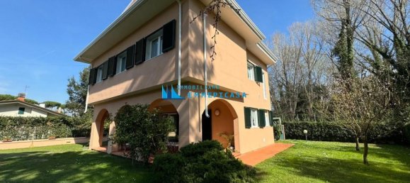 9 rooms House in Massa, Italy No. 137478 10