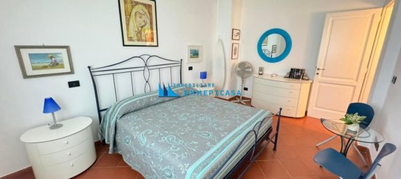 9 rooms House in Massa, Italy No. 137478 26