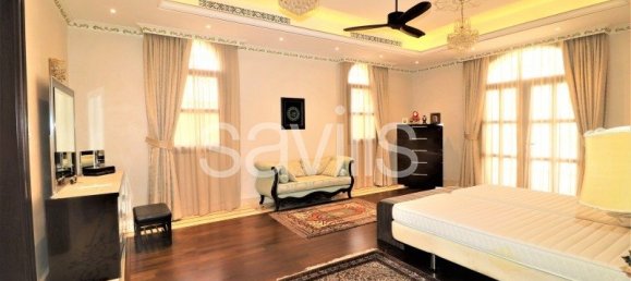 6 bedrooms Villa in Halwan, UAE No. 5411 17