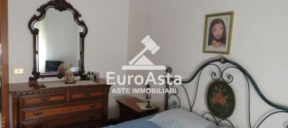 3 bedrooms Apartment in Palermo, Italy No. 322900 9