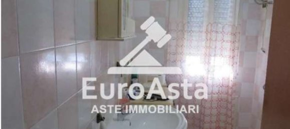 3 bedrooms Apartment in Palermo, Italy No. 322900 8