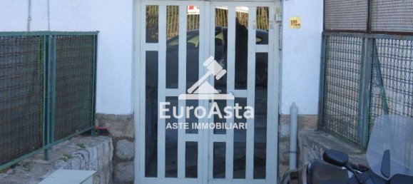 3 bedrooms Apartment in Palermo, Italy No. 322900 2