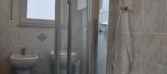 Квартира с 2 комнатами в Боргетто Санто Спирито, Италия № 182193 13