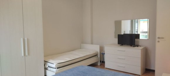 Квартира с 2 комнатами в Боргетто Санто Спирито, Италия № 182193 21