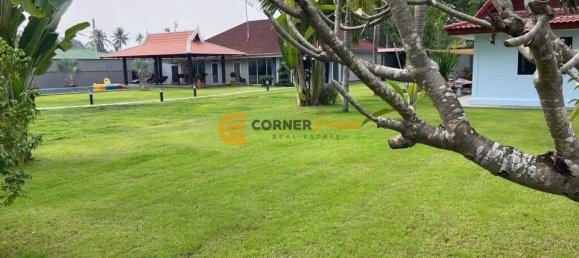 195m² Cafe / restaurant in Pattaya, Thailand No. 1817 3