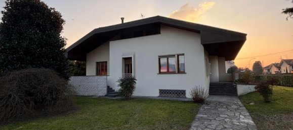 Вилла с 4 комнатами в Робеккетто кон Индуно, Италия № 157732 5