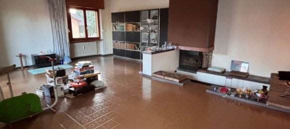 Вилла с 4 комнатами в Робеккетто кон Индуно, Италия № 157732 10