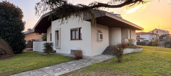 Вилла с 4 комнатами в Робеккетто кон Индуно, Италия № 157732 6