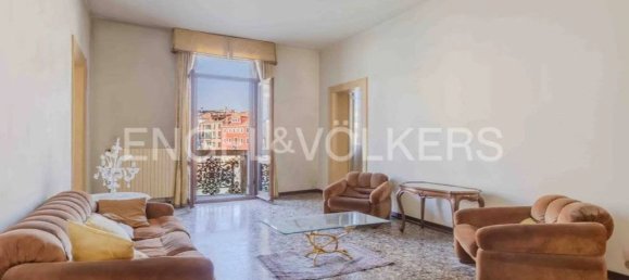 4 Schlafzimmer Wohnung in Venice, Italy, Nr. 128393 3