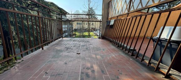 Квартира с 2 комнатами в Тревильо, Италия № 7069 4