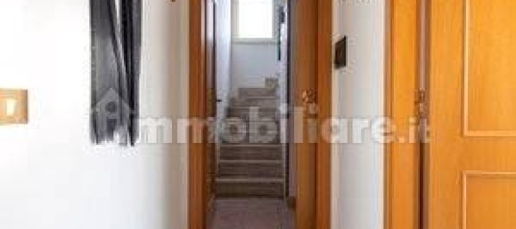 Apartamento de 2 dormitorios en Valmontone, Italy No. 306515 15