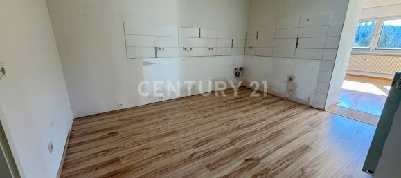 7 rooms Townhouse in Zweibrucken, Germany No. 11796 5