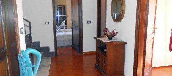 6 rooms Villa in Giugliano in Campania, Italy No. 137256 10