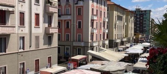 2 Schlafzimmer Wohnung in Milan, Italy, Nr. 360723 29